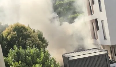 (VIDEO) Zapaljeno vozilo u Momi&scaron;ićima, istraga u toku