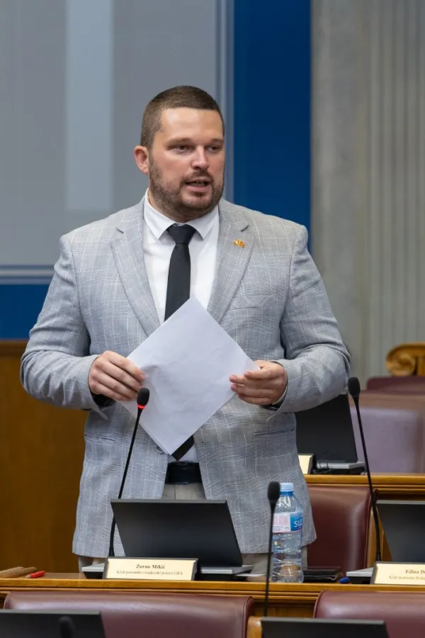Zoran Mikić