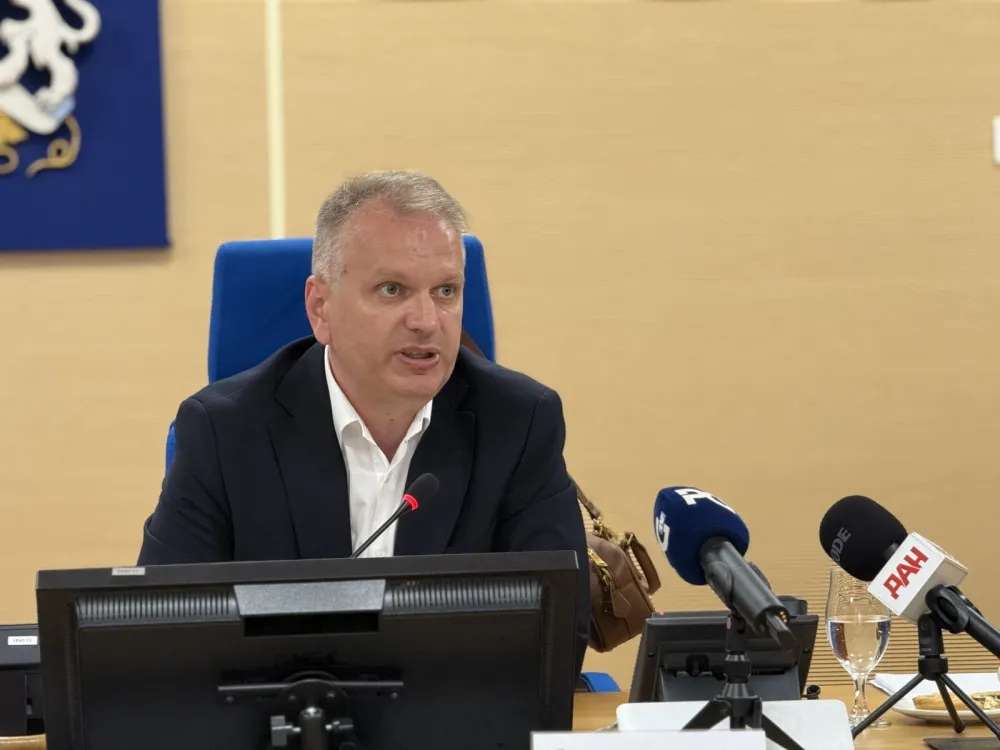 Perić za "Dan": Parlamentu nije dostavljen nijedan novi statut preduzeća