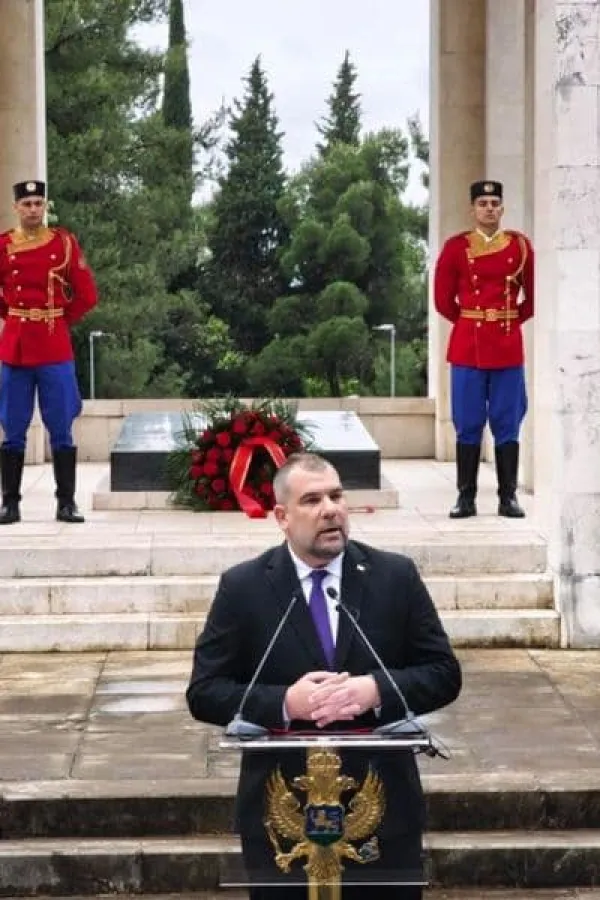 MO: Povjerenje građana u Vojsku Crne Gore bilježi kontinuirani rast tokom Krapovićevog mandata