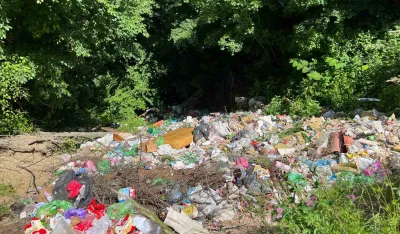 Smećem zatrpani potoci i putevi Beransela