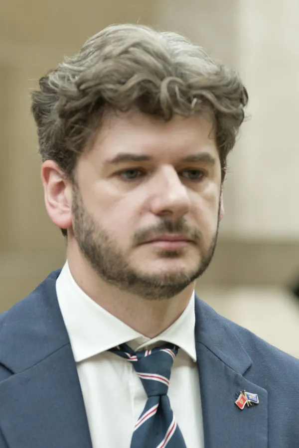 Čarapić: PES neće saradnju s biv&scaron;om vla&scaron;ću; Vučićev i Đukanovićev režim slični