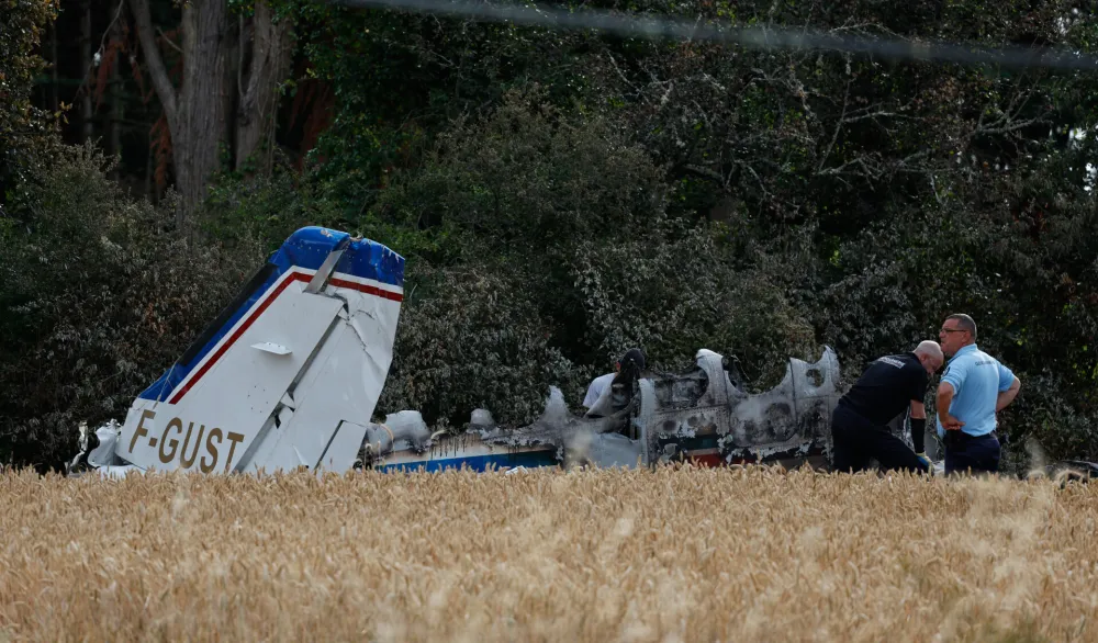 Francuska: Sru&scaron;io se avion padobranske &scaron;kole, poginulo 11 osoba
