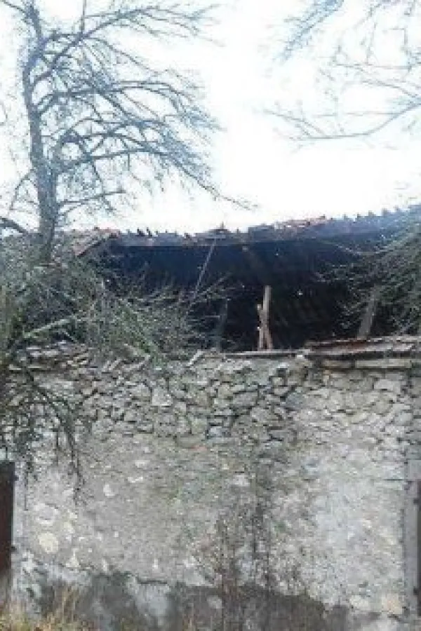 Objekat biv&scaron;eg vojnog magacina u selu Kralje