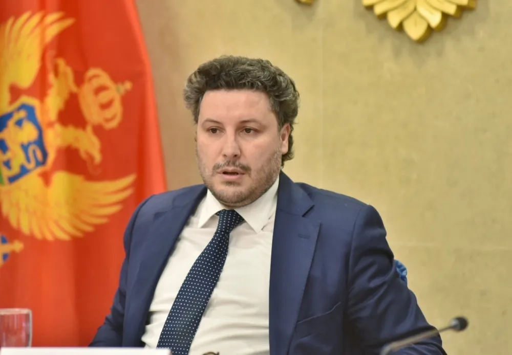 Dritan Abazović