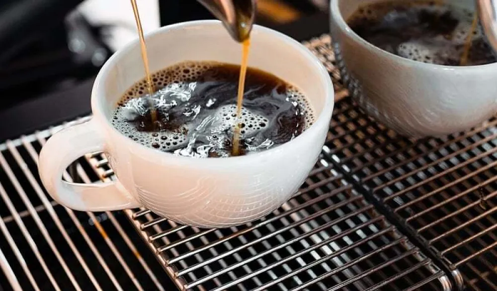 Svakodnevno ispijanje kafe povezano s manje masnoća u jetri
