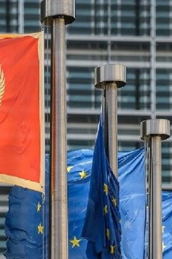 Crna Gora u paketu zatvara tri poglavlja