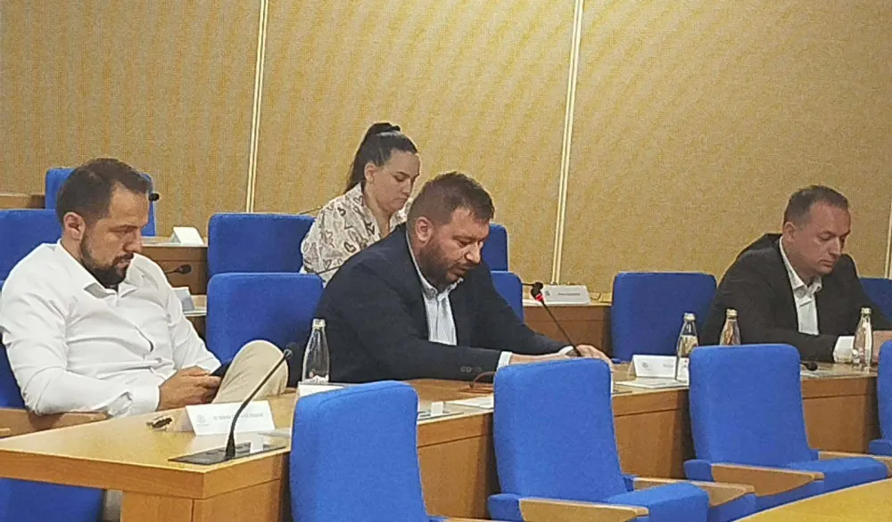 Odbor za izbor i imenovanja utvrdio platu predsjednika Skupštine Glavnog grada, nije prošla lista za članove Savjeta RTV "Podgorica"