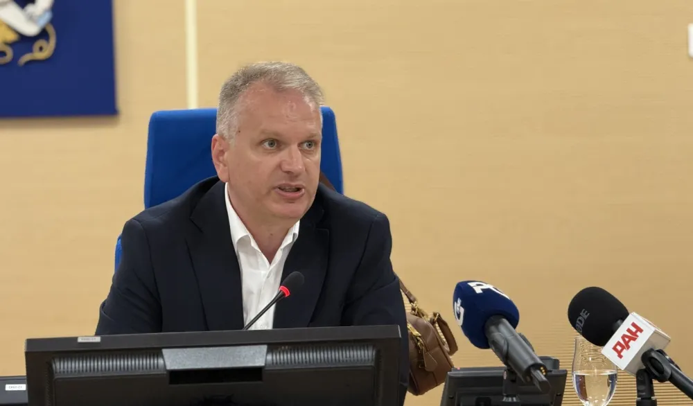 Perić traži svu dokumentaciju o pokušaju promjene naziva NB "Radosav Ljumović"