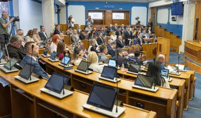 Skup&scaron;tina sa 74 glasa podržala pokretanje postupka za izmjene Ustava