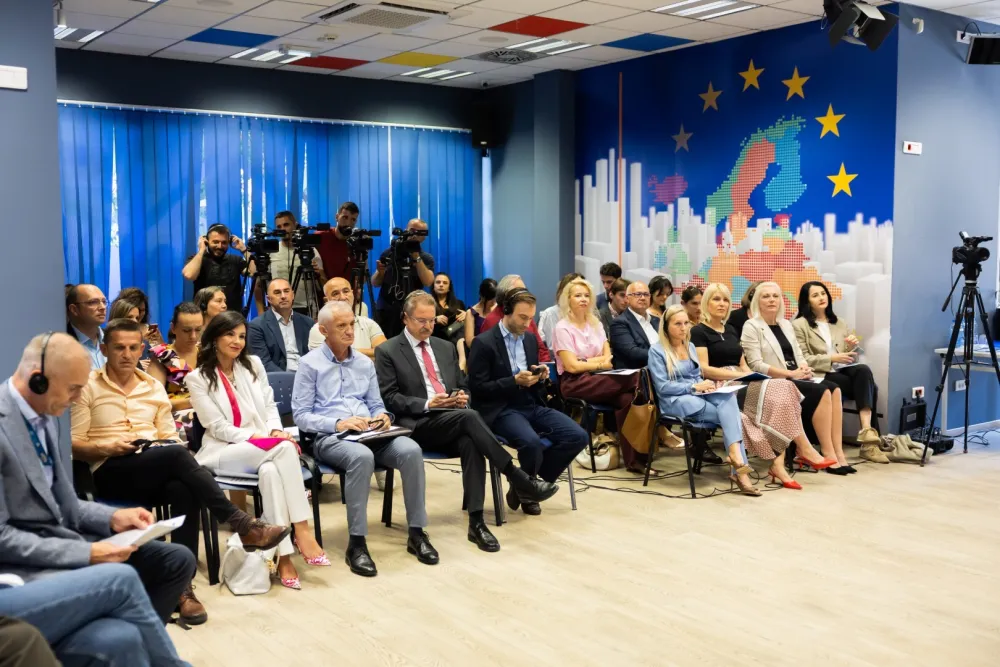 Predstavljena revidirana verzija Kodeksa novinara i novinarki; Jovićević: Bez privatnosti ne može biti drugih sloboda
