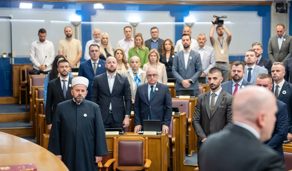 Nurković otvorio izložbe „Priče iz Srebrenice” i „Djetinjstvo u ratu: Crteži iz Srebrenice”
