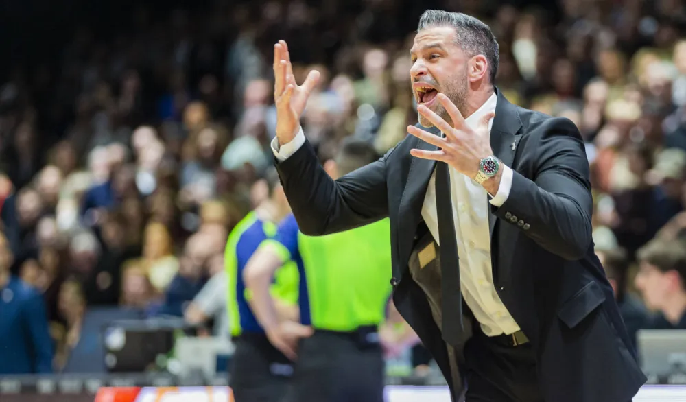 Alimpijević ostaje na klupi Bešiktaša