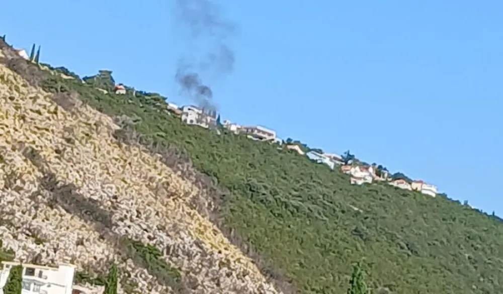 Herceg Novi: Zapalilo se vozilo na Žvinjama
