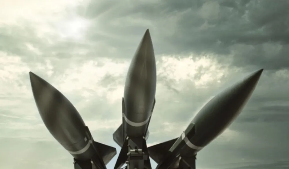 SAD presrele rakete iznad Akabe