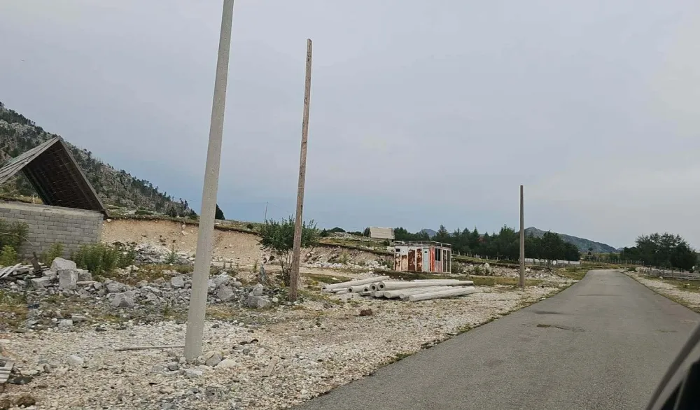 Počela obnova elektromreže na Kučkim Koritima: Zamijeniće 350 stubova struje
