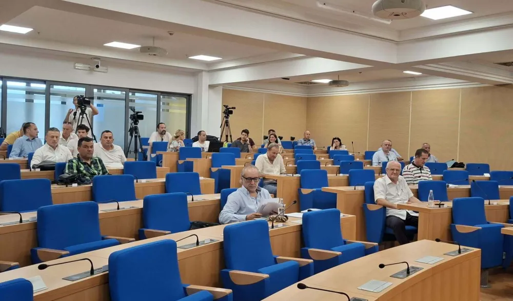 Konsultacije s građanima u Skupštini Glvnog grada: Pozvani na dijalog, dobili monolog