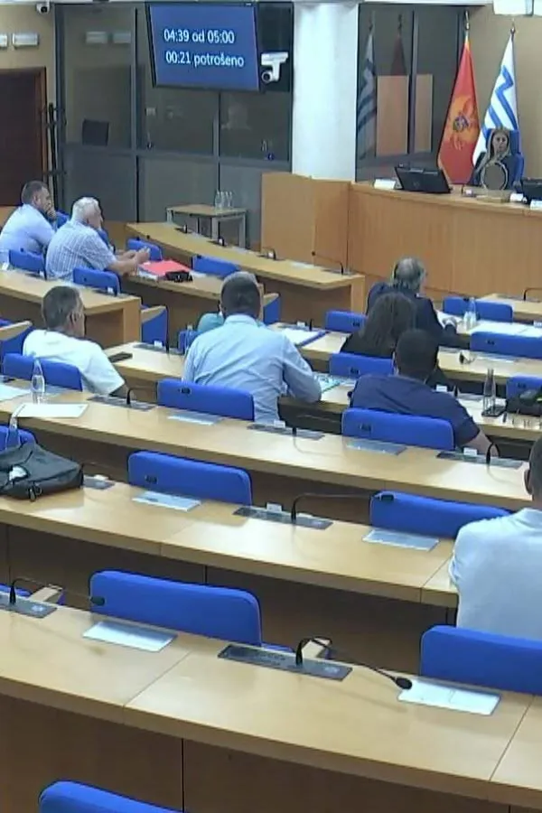Zavr&scaron;ene dvodnevne konsultacije u Skup&scaron;tini Glavnog grada: Rasprave i pitanja bez odgovora