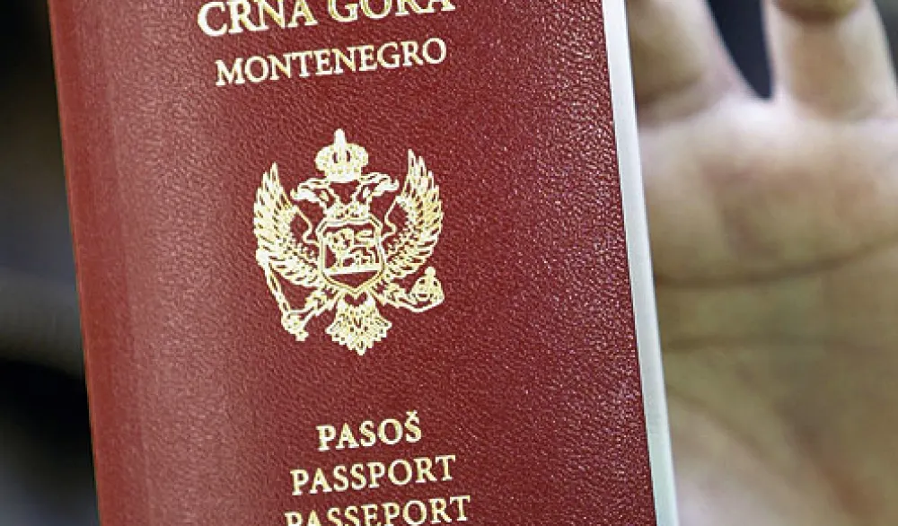 Između Brisela i turista: Crna Gora uvodi vize za Ruse i Bjeloruse